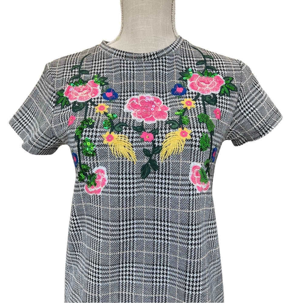 Zara Black and White Plaid Sheath Dress Short Sleeve Crew Neck Sequin Flowers - Picture 4 of 13